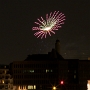 <font size="2"> Feuerwerk - vom Hafen aus mit  Teleobjektiv.