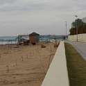 <font size="2.5"> Links der Hotelstrand, mitte die Promenade (Richtung Antalya) und rechts das Hotelgelände.